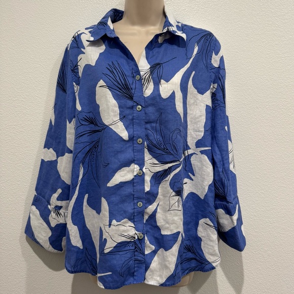 Chicos Linen Button Up Blouse Top Size 12 Floral Tropical Blue & White Coastal - Picture 3 of 12